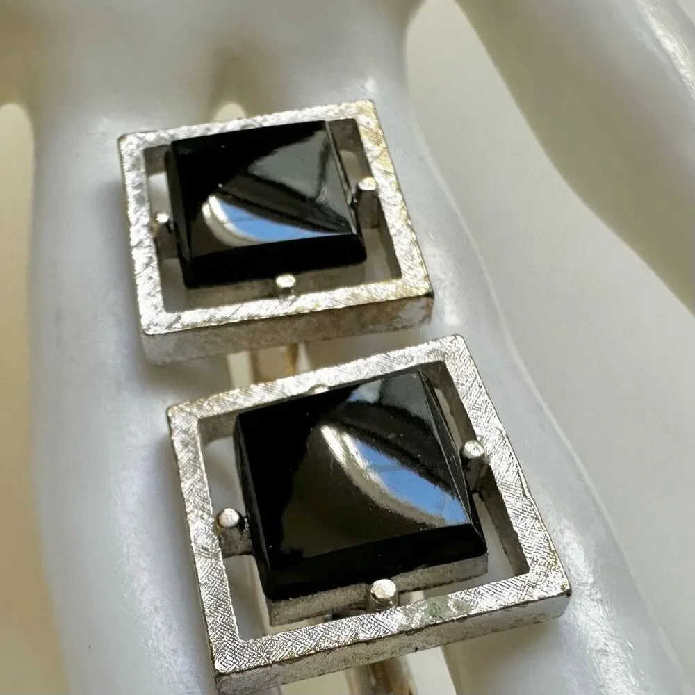 Silver tone Square  Black  vintage cuff links